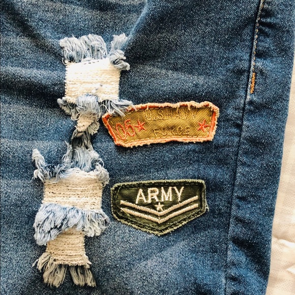 Jean shorts - Picture 3 of 5